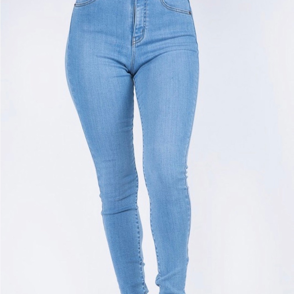 NWT Plus Size American Bazi Light Blue High-Rise Jeans